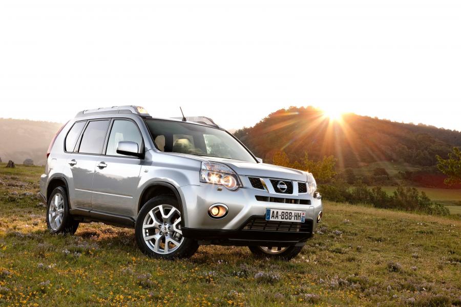  Nissan X-Trail 2011 года  (фото 5 из 37)